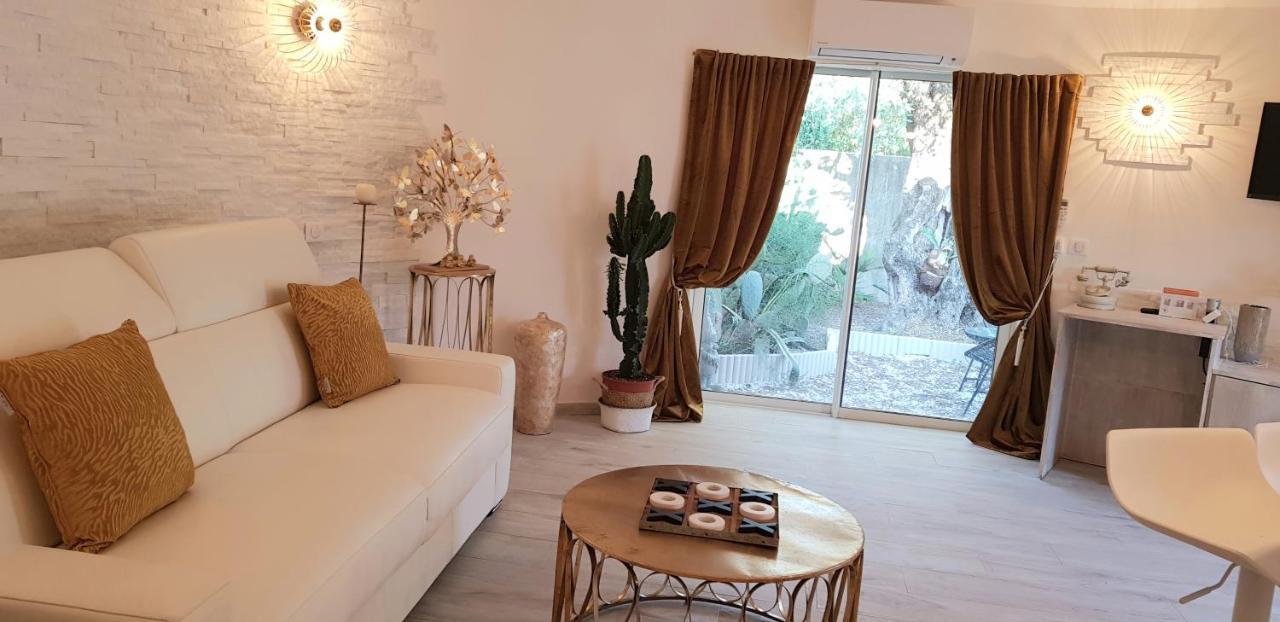 Studio Villa Chateau Currault Мужен Экстерьер фото